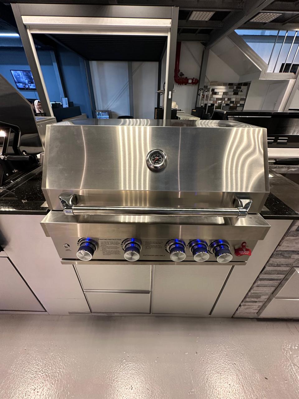 Diorr 4 Burner Grill with Glass Hood - Stainless Steel