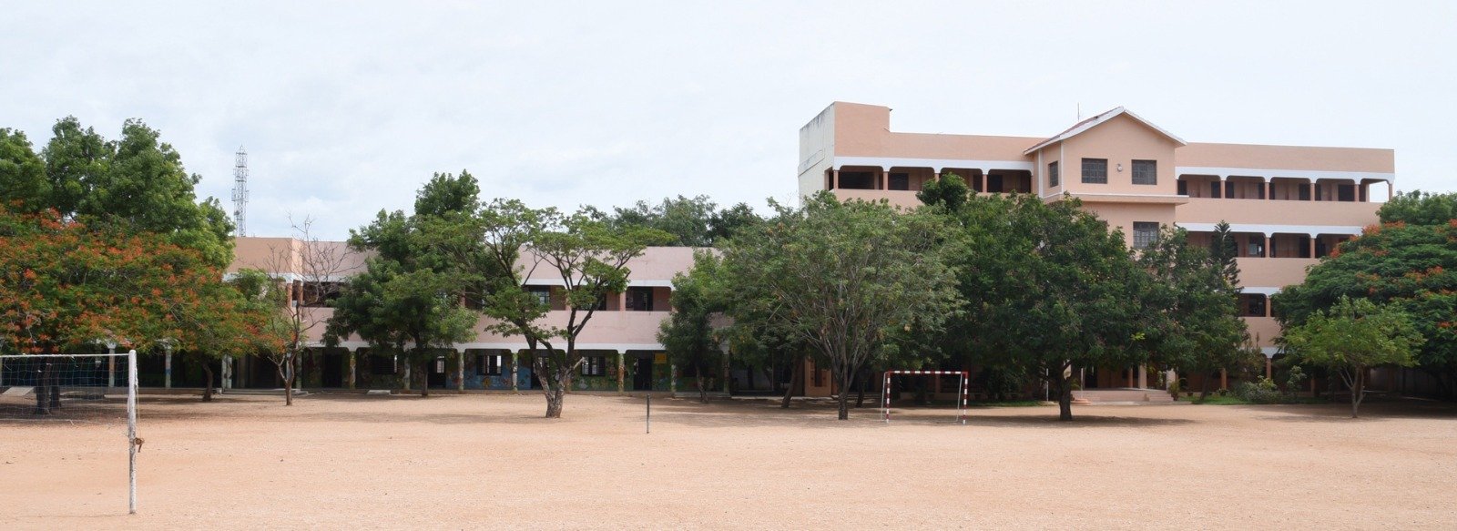 G S R school campus with the playground in front