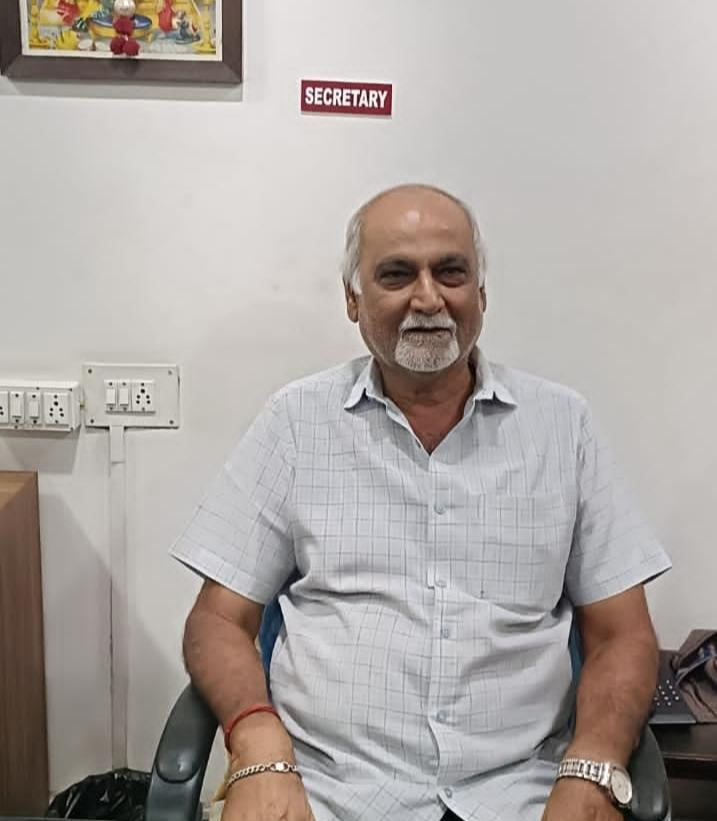 Hiren J. Thakker