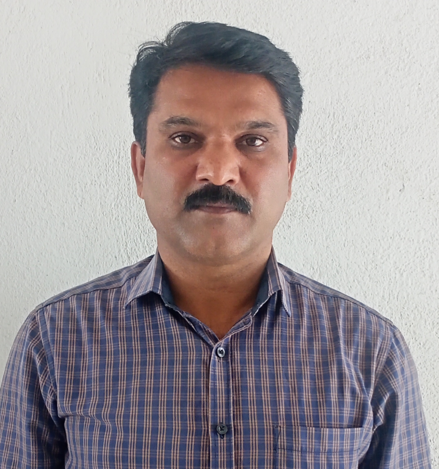 Mr.L Suresh,M.E